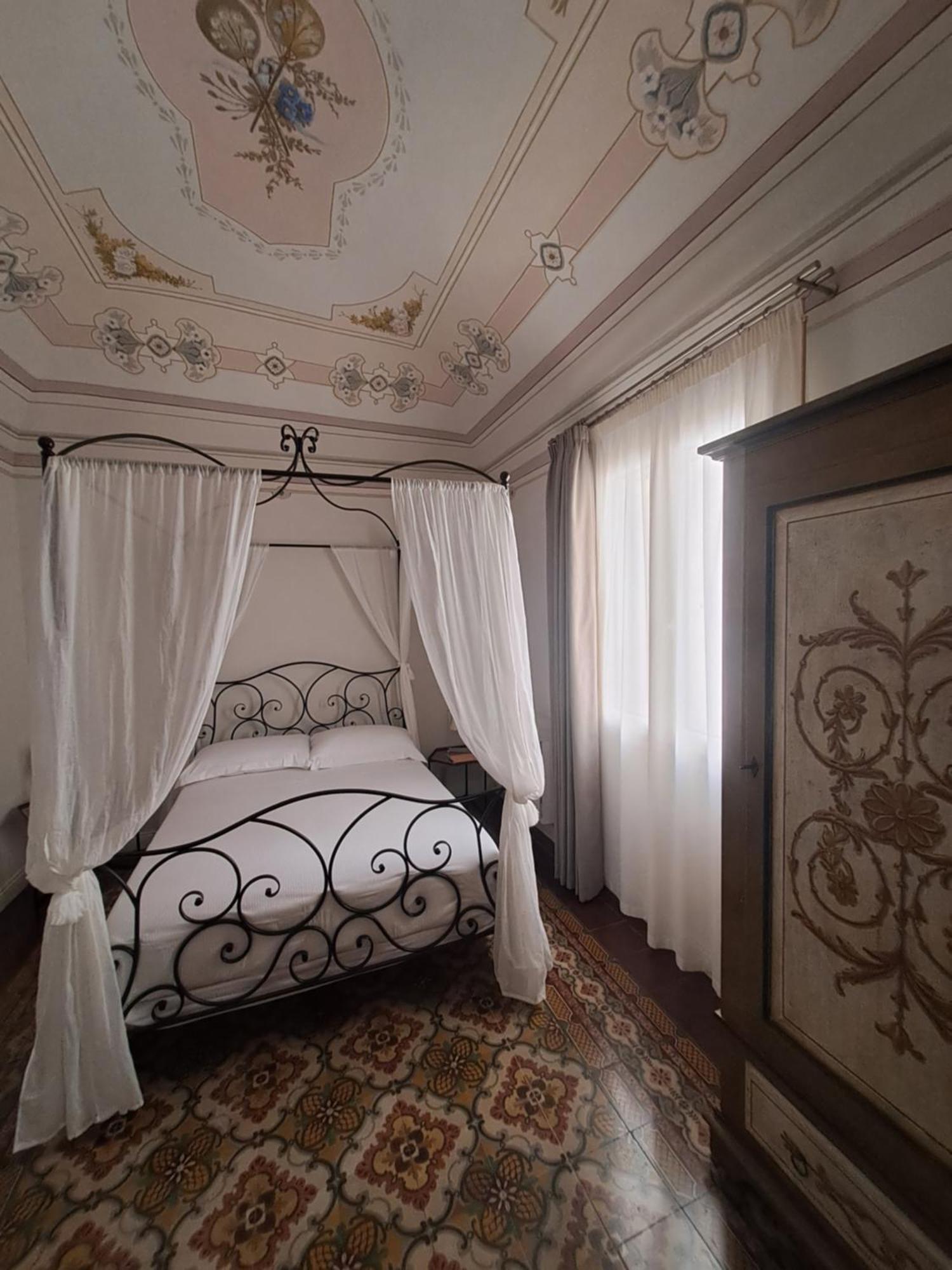 Villa Palazzo Guajana Trapani Esterno foto